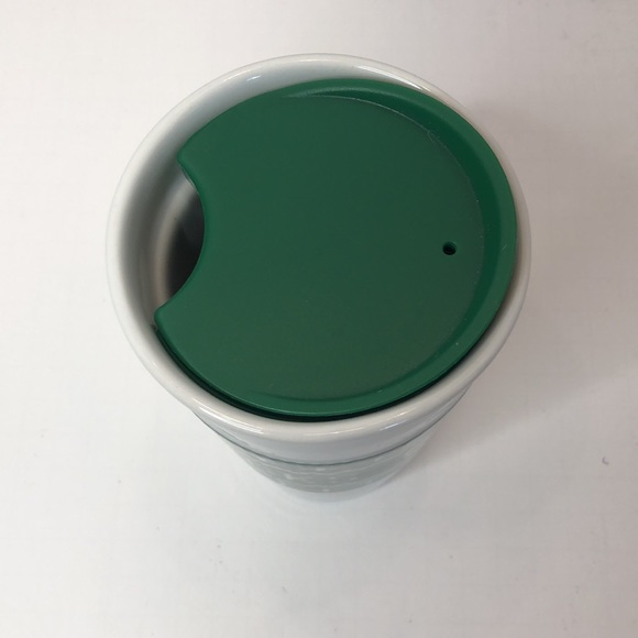 Starbucks Winter Holiday Ceramic Travel Mug Knit Look Green Sleeve and Lid 2016 - Picture 3 of 6